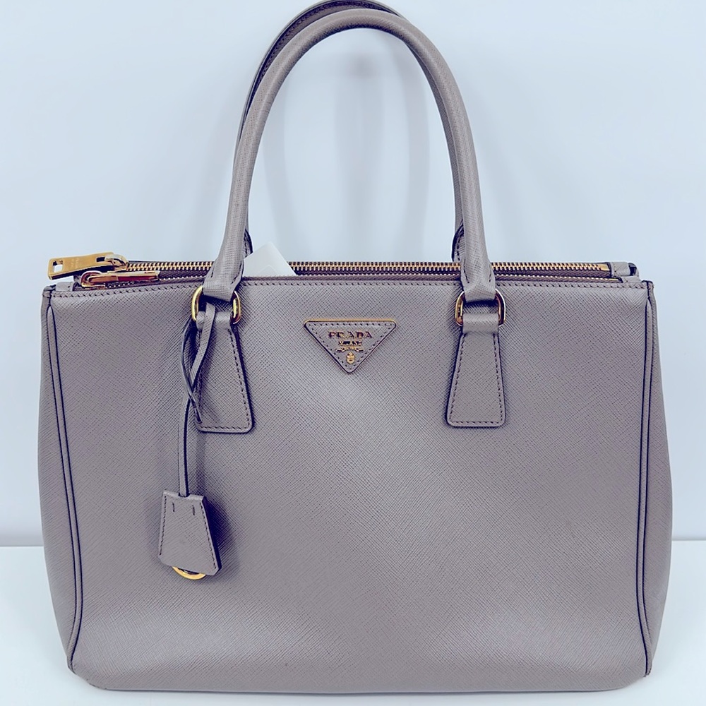 Authenticated PRADA Galleria Saffiano Bag -Beige - Picture 3 of 17